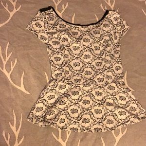 Cute blouse with flared out bottom